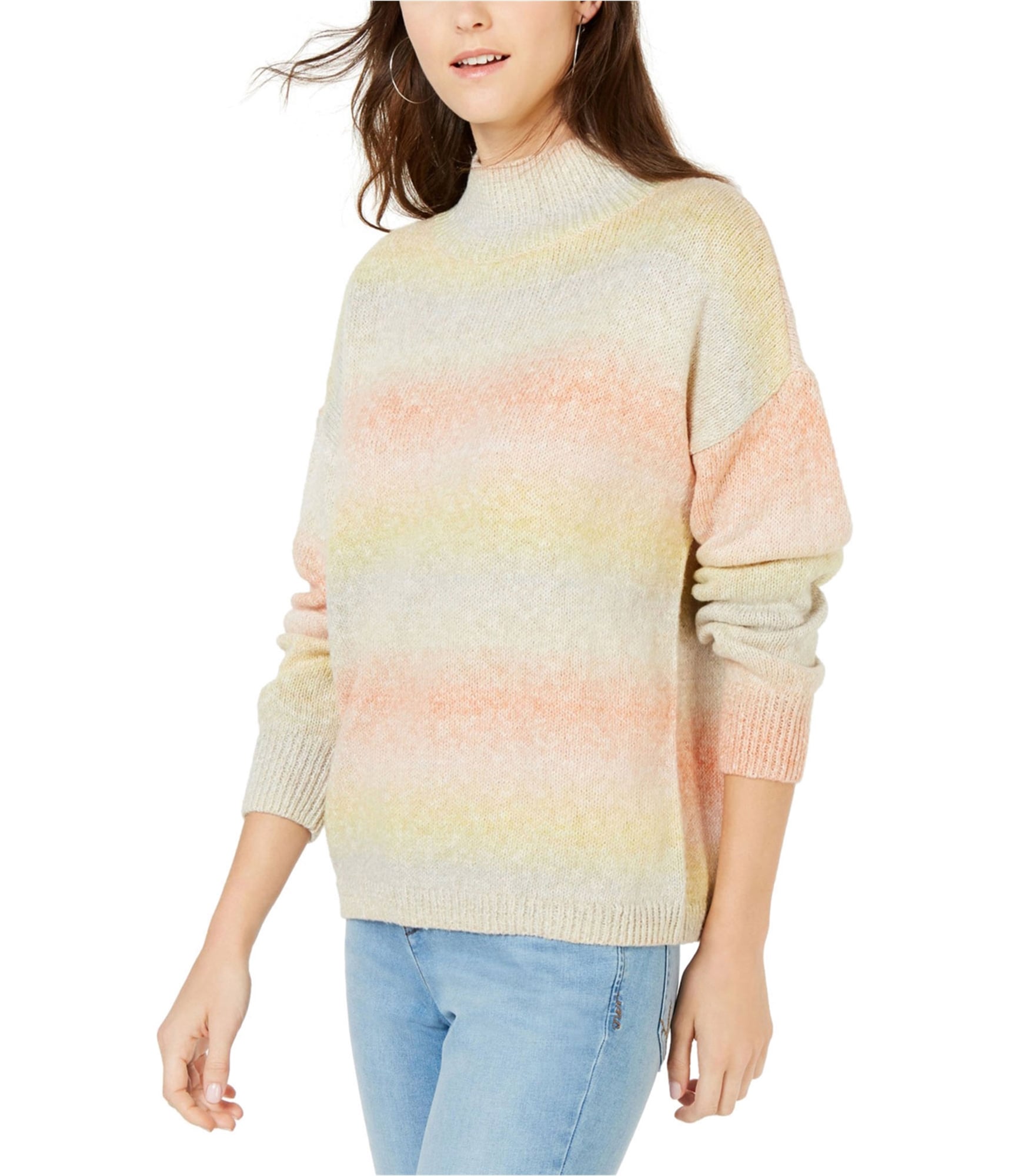 woman-wearing-ombre-sweater
